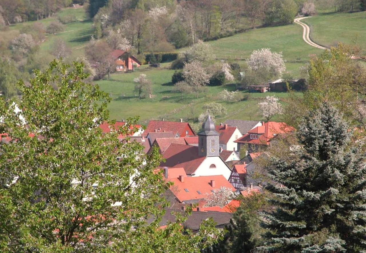 Gasthof-Landhotel-Metzgerei Zum Stern Rudenau ภายนอก รูปภาพ